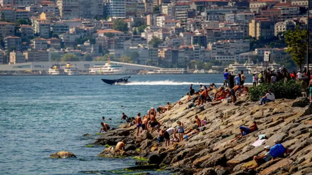 İstanbul’da 3 İlçede Denize Girme Yasağı